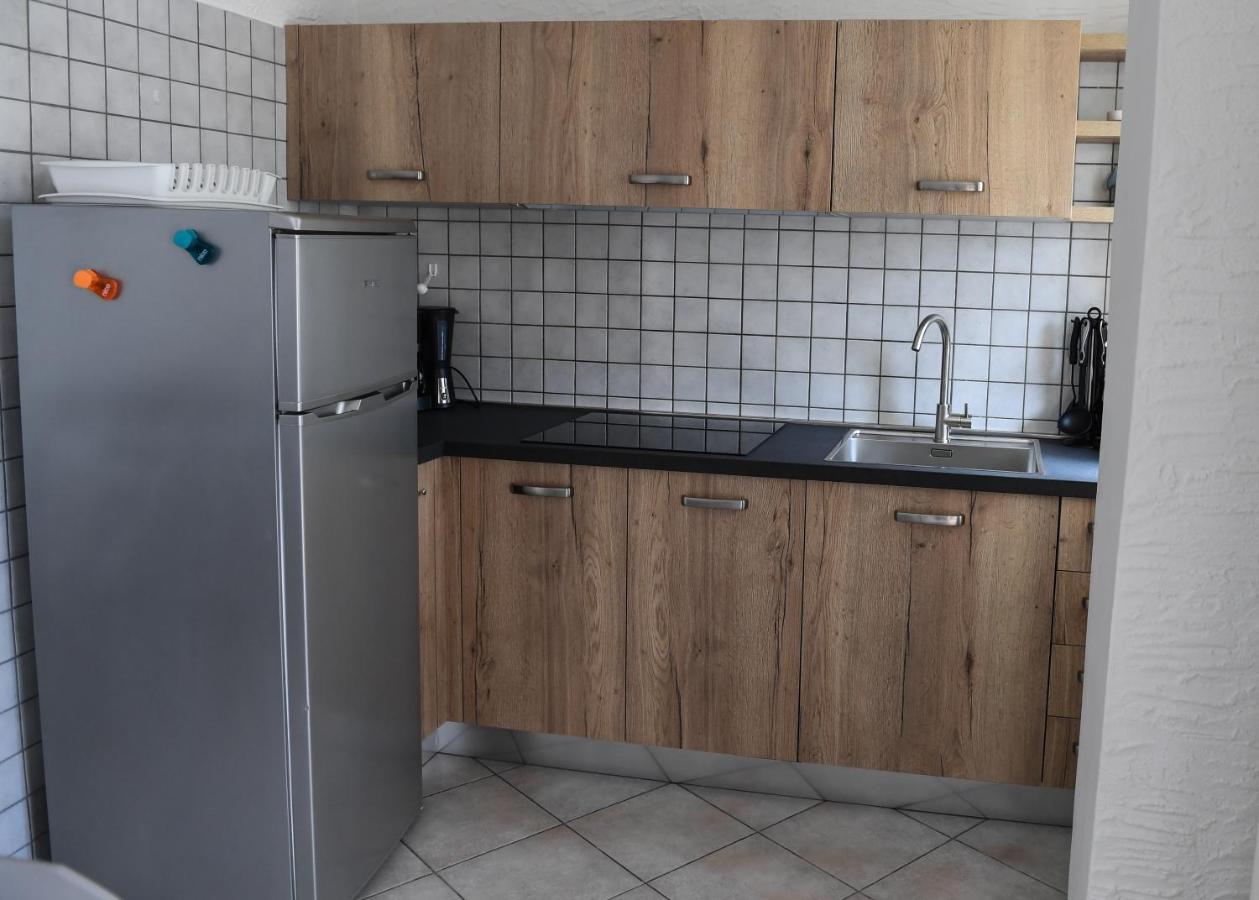 Blue Apartment - A Due Passi Dal Lago, Parcheggio Privato 라찌제 외부 사진